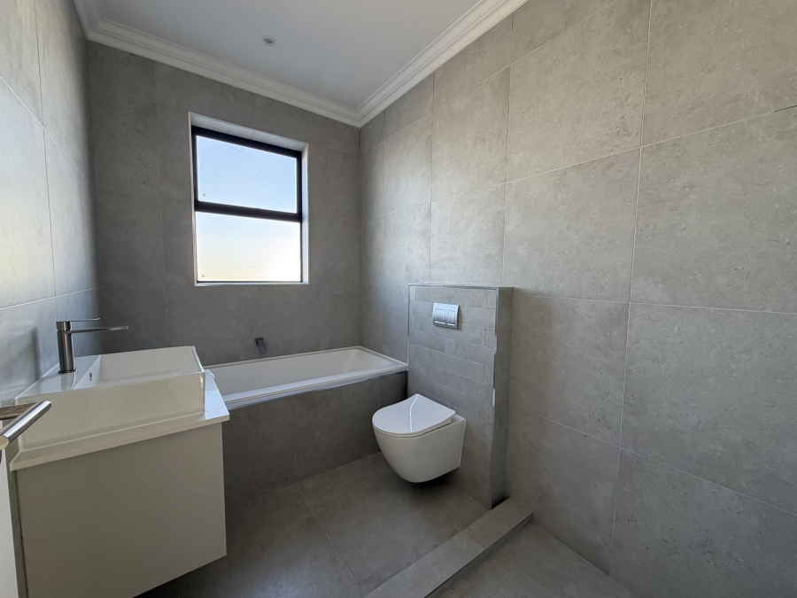 3 Bedroom Property for Sale in Sandown Western Cape